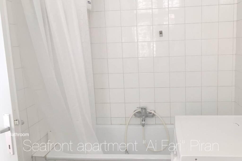 Seafront Apartment Ai Fari Пиран Екстериор снимка