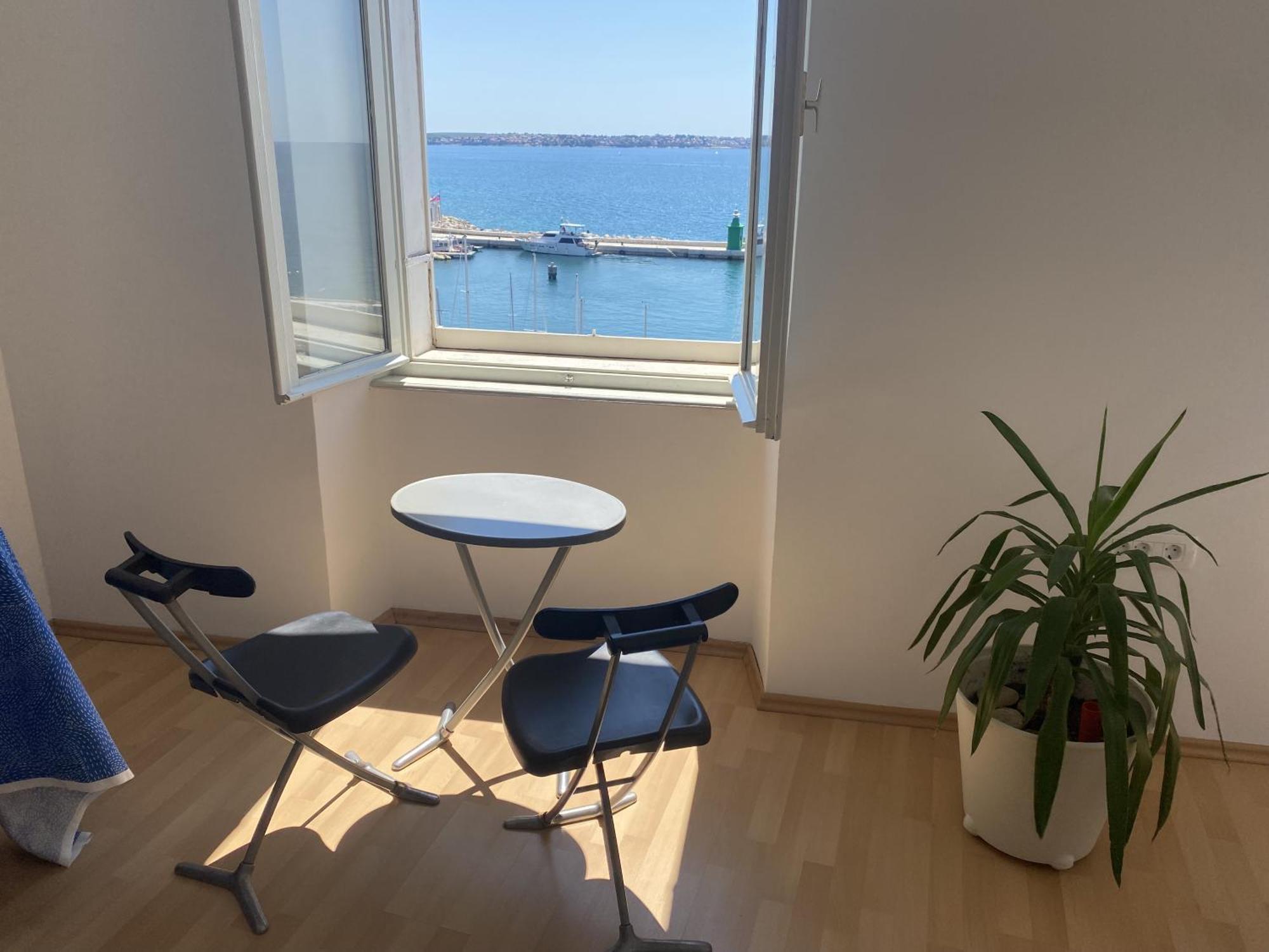 Seafront Apartment Ai Fari Пиран Екстериор снимка